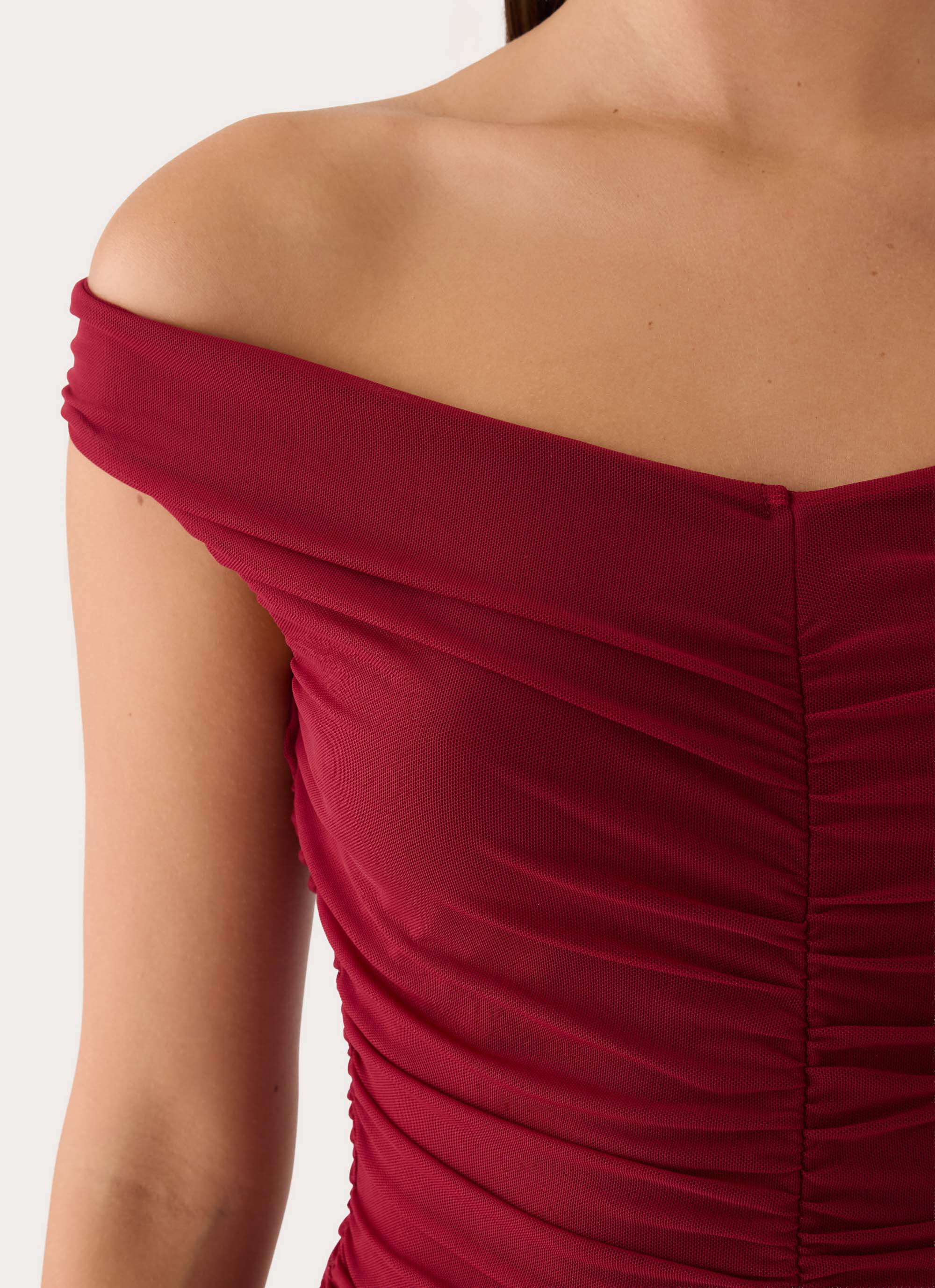 Valcera Ruched Midi Dress - Maroon